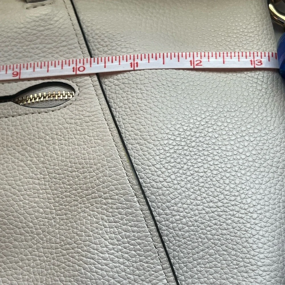 Coach ‼️‼️LIKE NEW ‼️‼️‼️pebbled leather Cream Crossbody Bag with Straps♥️♥️♥️ - Picture 14 of 17